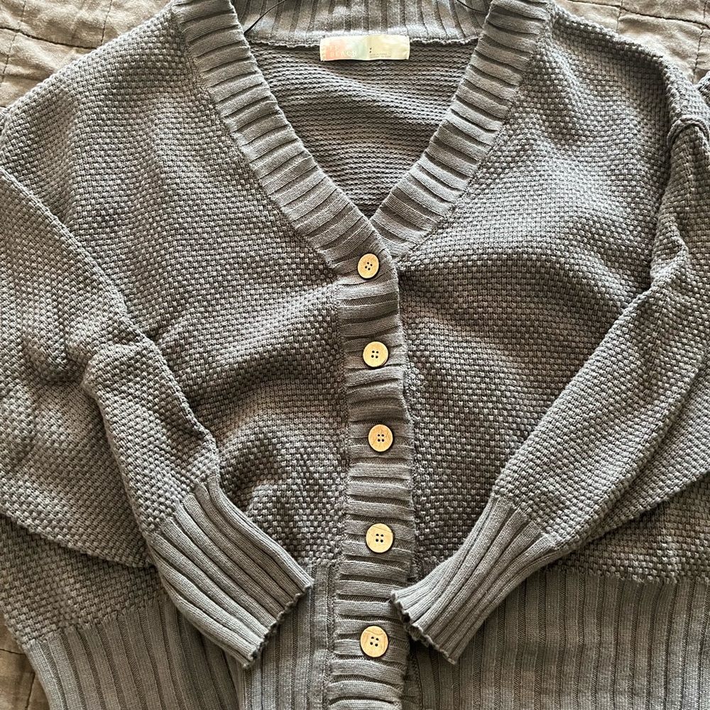 Hailee Cardi Set - Picture 4 of 8